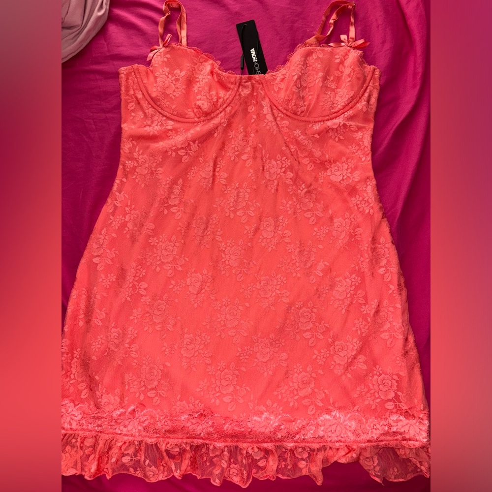 Fashion nova dress